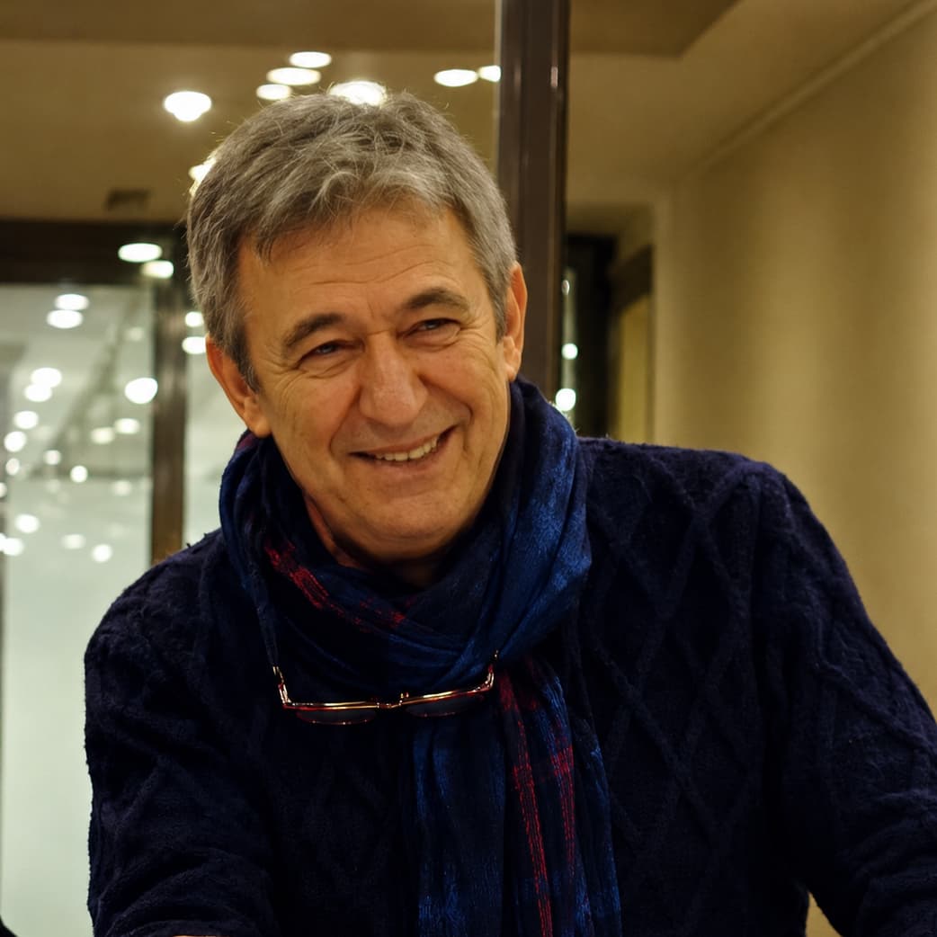 Ali Nejat İçöz